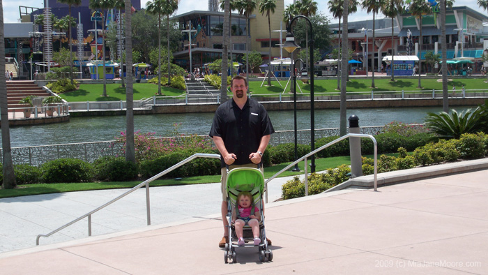 Mia-Moore-DisneyWorld-0509 200